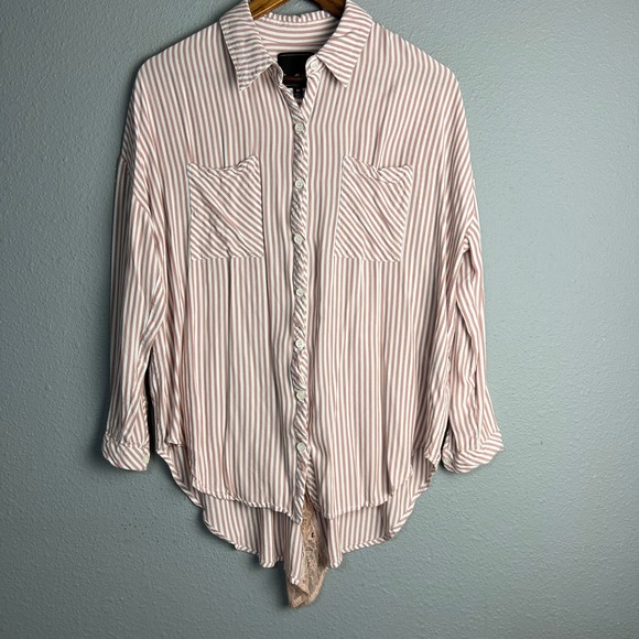Sam Edelman Viscose Striped Button Down Shirt Lace Inset‎ Relaxed Fit Blush Sz M - Picture 1 of 9